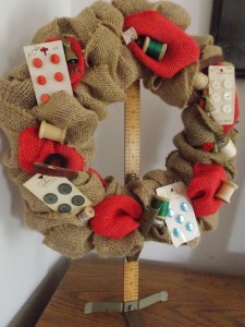 sewing wreath 019